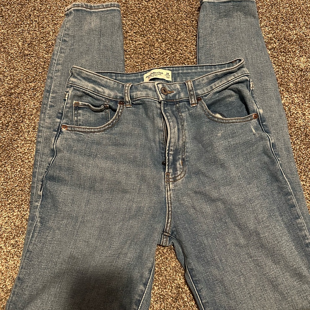 Abercrombie & Fitch Women's Light Blue Skinny Jeans